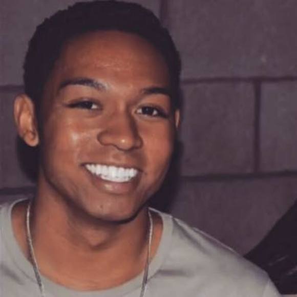 Meet your Posher, Joshua - Picture 1 of 1